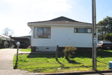 Photo of property in 18 Tilbrook Place, Papakura, 2110