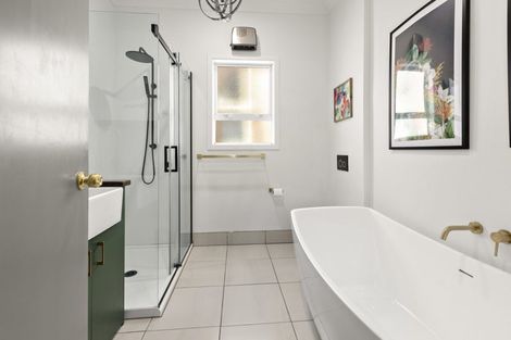 Photo of property in 15 Danube Street, Island Bay, Wellington, 6023