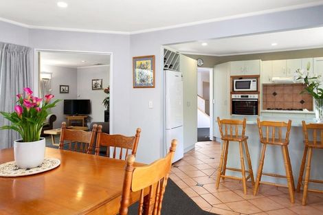 Photo of property in 10 Golders Place, Richmond Heights, Taupo, 3330