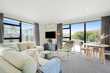 Photo of property in 44 Morere Street, Titahi Bay, Porirua, 5022