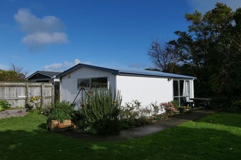 Photo of property in 61 Alexander Road, Raumati Beach, Paraparaumu, 5032