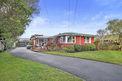 Photo of property in 6 Rossiter Avenue, Redwood, Christchurch, 8051
