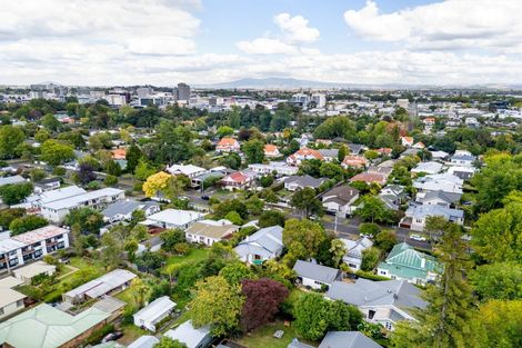 Photo of property in 16 Union Street, Claudelands, Hamilton, 3214