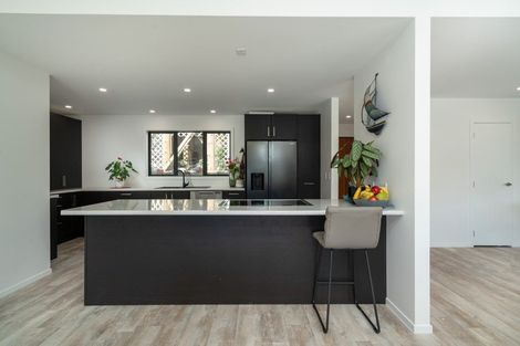 Photo of property in 19 Parawera Drive, Acacia Bay, Taupo, 3330