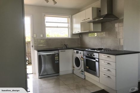 Photo of property in 3/783 Te Atatu Road, Te Atatu Peninsula, Auckland, 0610