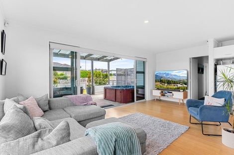 Photo of property in 14 Parklands Avenue, Mangawhai Heads, Mangawhai, 0505