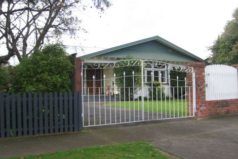 Photo of property in 39 Roy Street, Palmerston North, 4410
