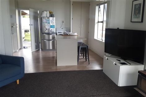 Photo of property in 25b Hamblyn Street, Strandon, New Plymouth, 4312