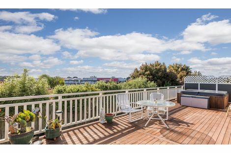 Photo of property in 15c Rishworth Avenue, Stanmore Bay, Whangaparaoa, 0932