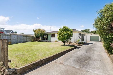 Photo of property in 3 Clutha Place, Westbrook, Palmerston North, 4412