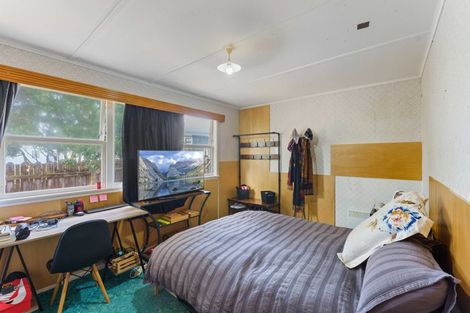 Photo of property in 98 Field Way, Waikanae Beach, Waikanae, 5036