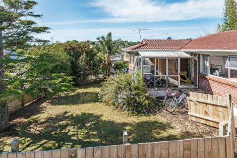 Photo of property in 1/30 Byron Avenue, Takapuna, Auckland, 0622