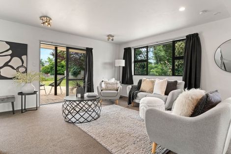 Photo of property in 7a Kempton Street, Greytown, 5712