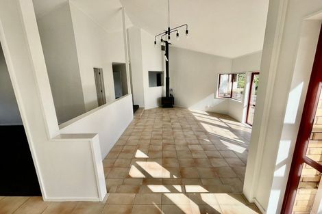 Photo of property in 169 Vaughans Road, Okura, Albany, 0792