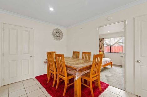 Photo of property in 3 Tiel Lane, Papakura, 2110
