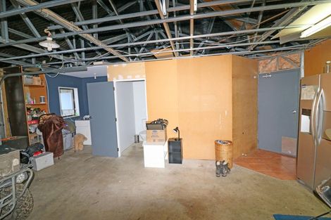 Photo of property in 75 Adelaide Road, Dannevirke, 4978