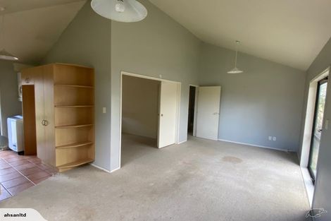 Photo of property in 21 Seabrook Avenue, New Lynn, Auckland, 0600