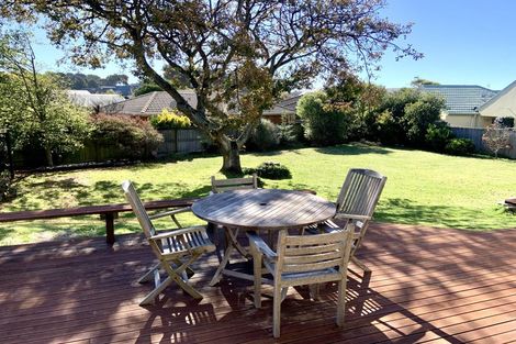 Photo of property in 100 Hawke Street, New Brighton, Christchurch, 8083