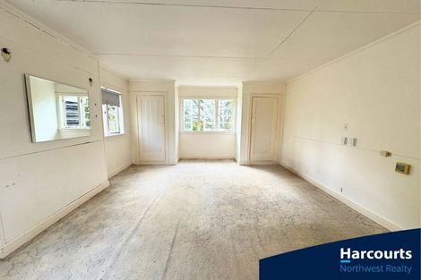 Photo of property in 86 Tawa Road, Kumeu, 0891