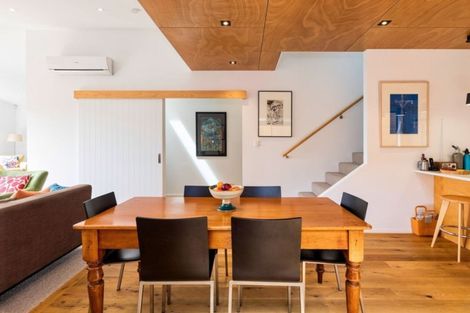 Photo of property in 64 Otitori Bay Road, Titirangi, Auckland, 0604