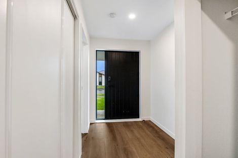 Photo of property in 6 Harry Manship Crescent, Halswell, Christchurch, 8025