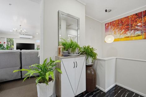 Photo of property in 69 Holmes Road, Manurewa, Auckland, 2102