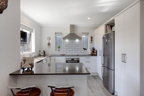 Photo of property in 6 Turnbridge Street, Pyes Pa, Tauranga, 3112