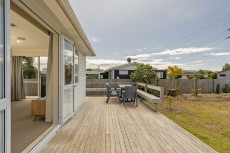 Photo of property in 16 Hannan Road, Whitianga, 3510