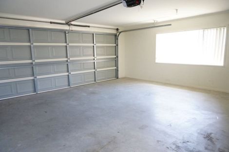 Photo of property in 17a Greenhaven Avenue, Opaheke, Papakura, 2113