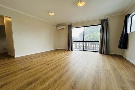 Photo of property in 54 Pinedale Place, Henderson, Auckland, 0610