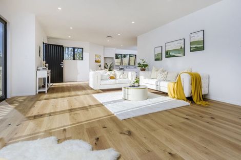 Photo of property in 31a Linwood Avenue, Forrest Hill, Auckland, 0620