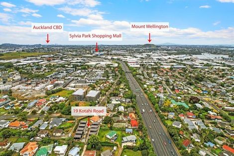 Photo of property in 59 Golf Road, New Lynn, Auckland, 0600