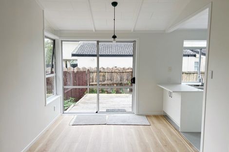 Photo of property in 129 Sunnynook Road, Forrest Hill, Auckland, 0620