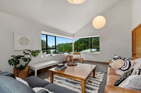 Photo of property in 1/18 The Esplanade, Castor Bay, Auckland, 0620