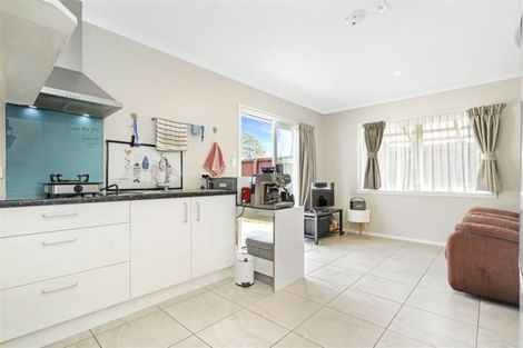 Photo of property in 1 Kennedy Lane, Hamilton East, Hamilton, 3216