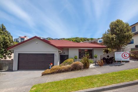 Photo of property in 35 Waverton Terrace, Churton Park, Wellington, 6037