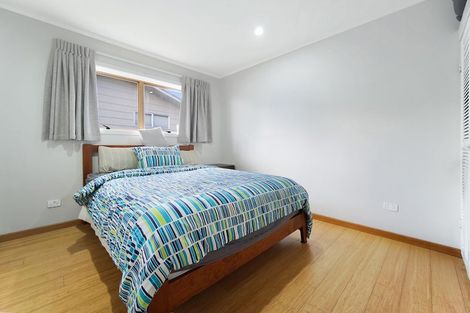Photo of property in 12 Glenbush Place, Birkenhead, Auckland, 0626