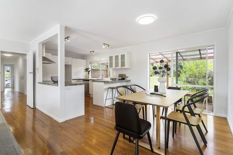 Photo of property in 21 St Ives Terrace, Mairangi Bay, Auckland, 0630