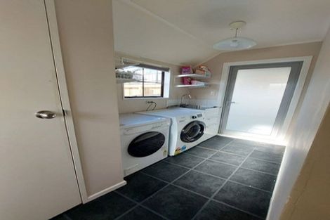 Photo of property in 17 Mallard Grove, Churton Park, Wellington, 6037