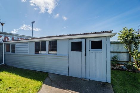 Photo of property in 27 Raymond Street, West End, Timaru, 7910