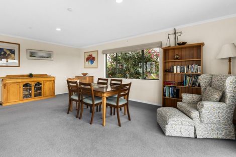 Photo of property in 2/89 Churchill Drive, Taradale, Napier, 4112
