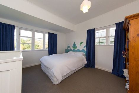 Photo of property in 6 Apihai Street, Orakei, Auckland, 1071