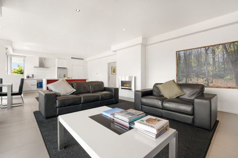 Photo of property in 5 Bovett Place, Wanaka, 9305