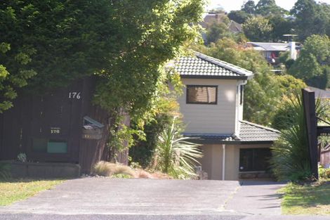 Photo of property in 176a Forrest Hill Road, Forrest Hill, Auckland, 0620