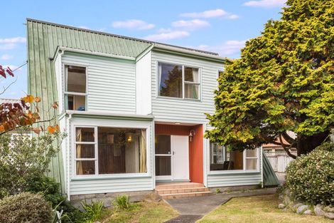 Photo of property in 121 Matatua Road, Raumati Beach, Paraparaumu, 5032