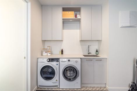 Photo of property in 28 Mcfaddens Road, St Albans, Christchurch, 8052