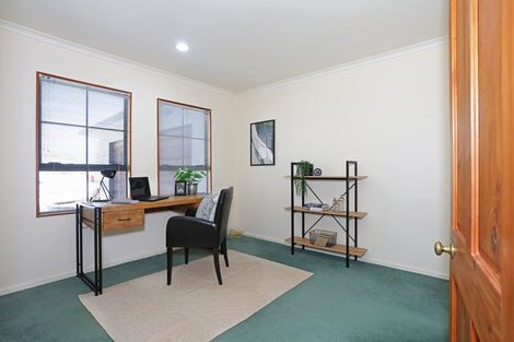 Photo of property in 14 Dunallen Avenue, Marton, 4710