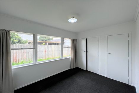 Photo of property in 1/2a Jennifer Place, Papatoetoe, Auckland, 2025