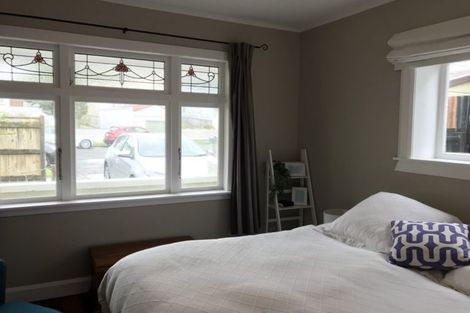 Photo of property in 40 Palm Avenue, Lyall Bay, Wellington, 6022