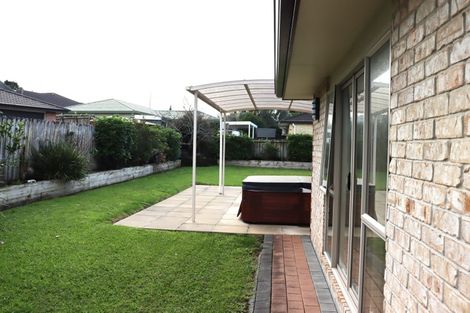 Photo of property in 3 Parkhaven Drive, Rosehill, Papakura, 2113